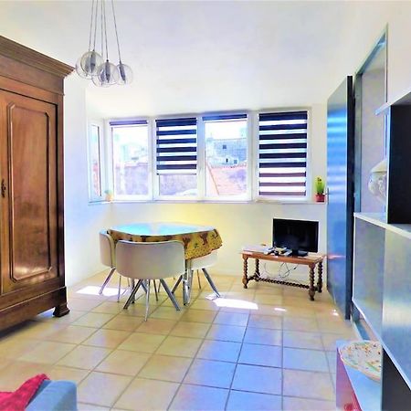 Ferienwohnung La Terrasse Ensoleillee Arles Camargue Exterior foto